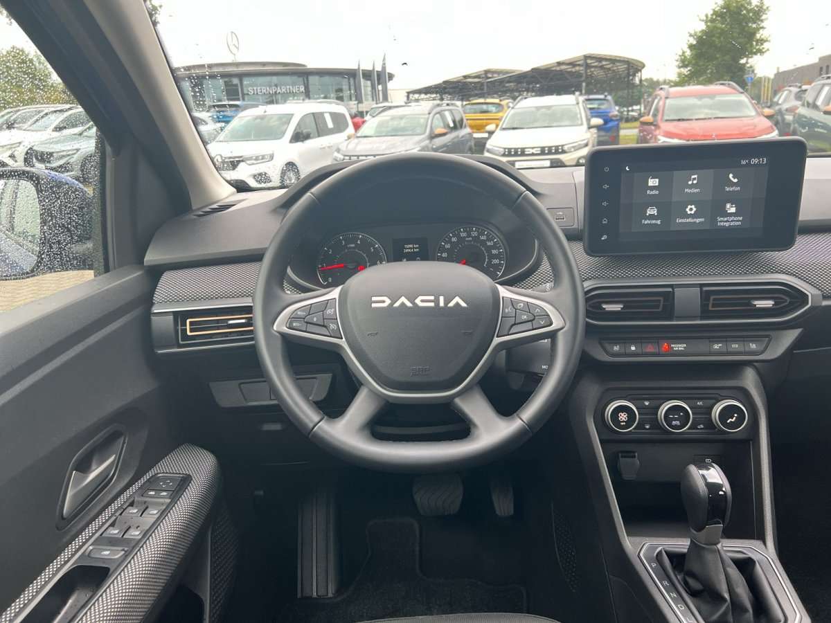 Fahrzeugbild eines Dacia Sandero