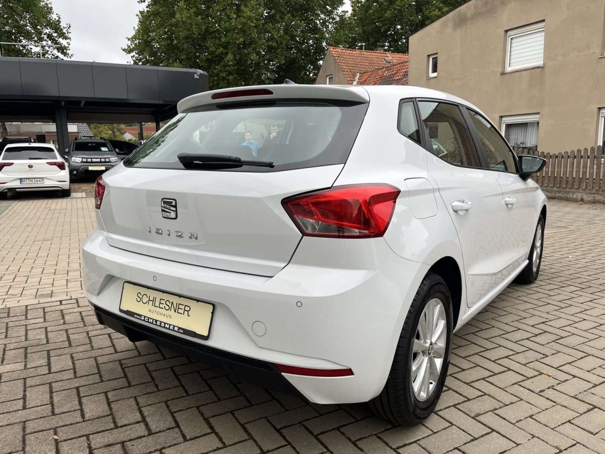 Fahrzeugbild eines SEAT Ibiza