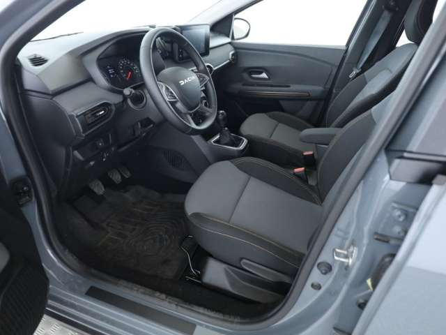 Fahrzeugbild eines Dacia Jogger