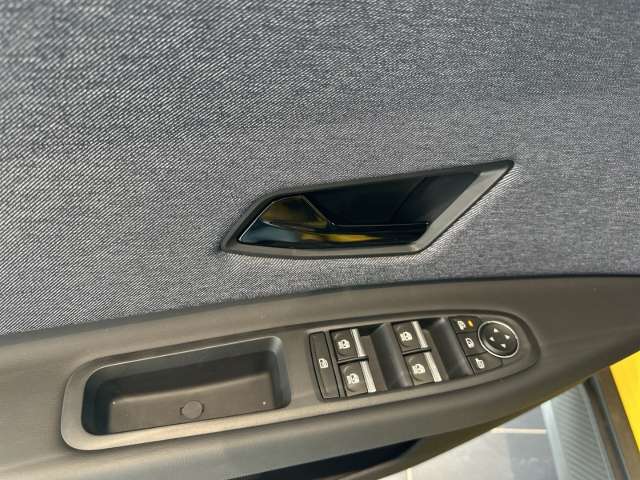 Fahrzeugbild eines Renault 5 E-TECH