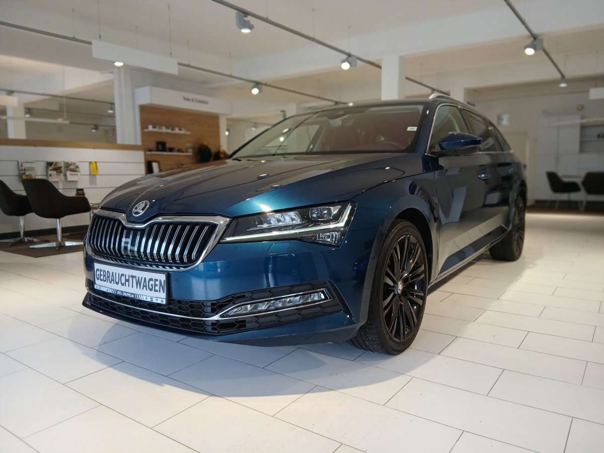 Fahrzeugbild eines Skoda Superb