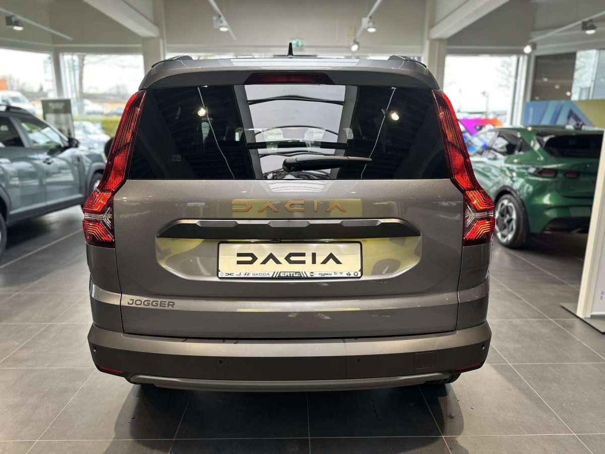 Fahrzeugbild eines Dacia Jogger