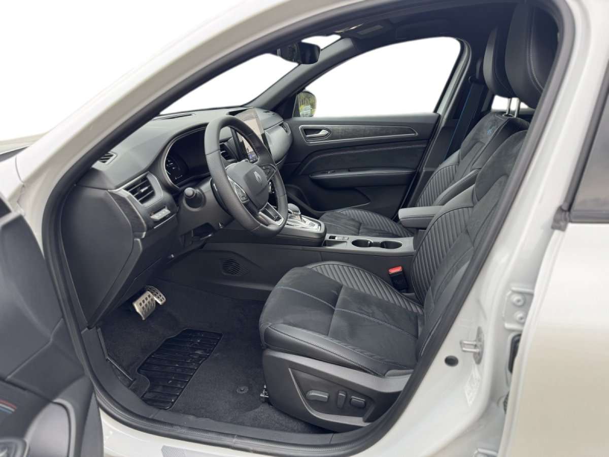 Fahrzeugbild eines Renault Arkana