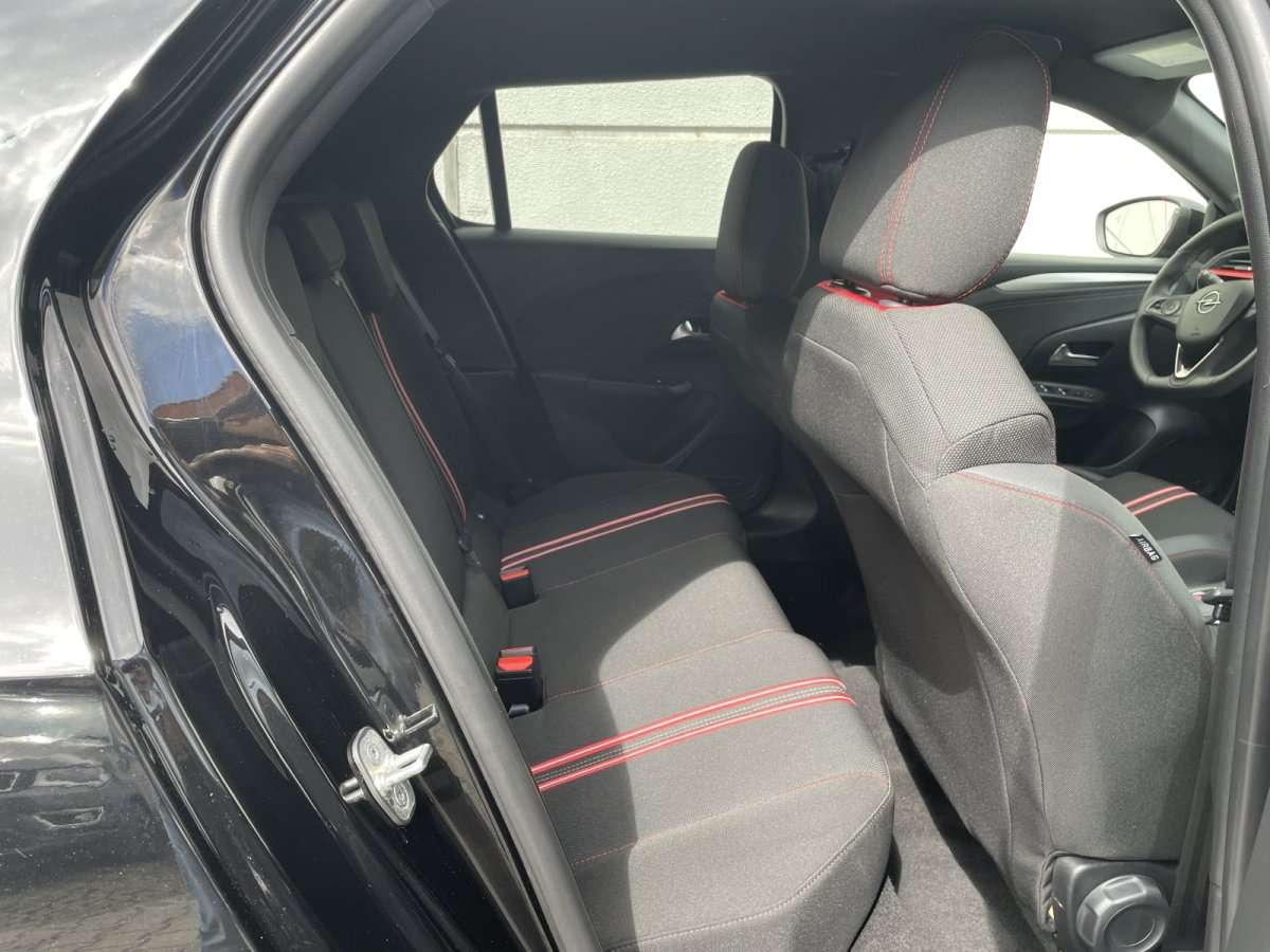 Fahrzeugbild eines Opel Corsa