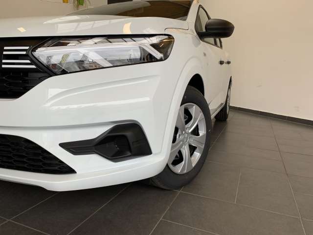 Fahrzeugbild eines Dacia Sandero