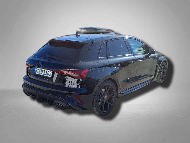Fahrzeugbild eines Audi RS3