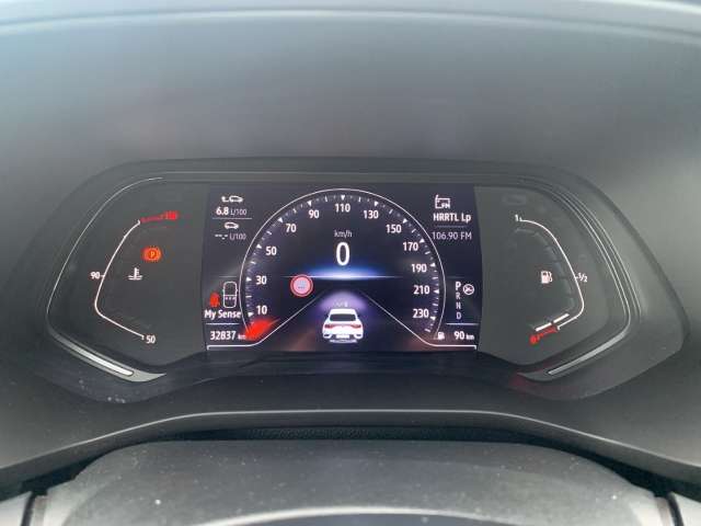 Fahrzeugbild eines Renault Arkana