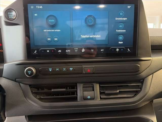 Fahrzeugbild eines Ford Transit Custom