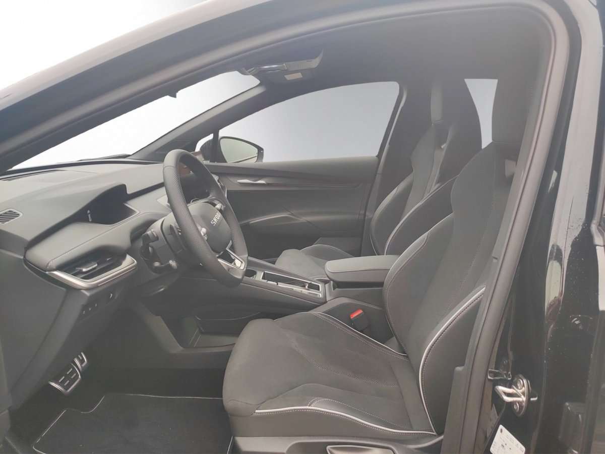 Fahrzeugbild eines Skoda ELROQ