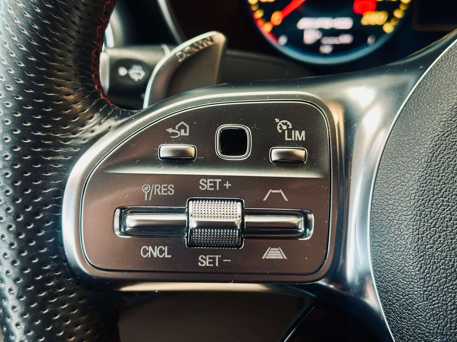 Fahrzeugbild eines Mercedes-Benz GLC
