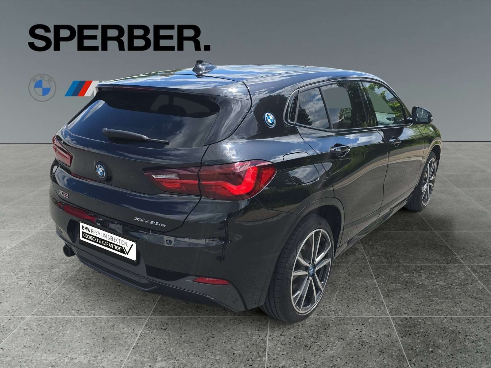 Fahrzeugbild eines BMW X2