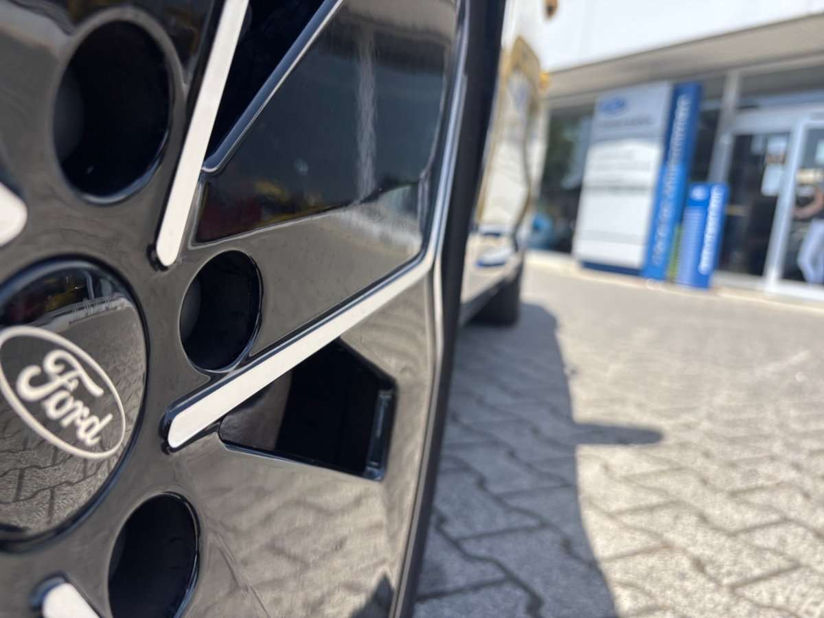 Fahrzeugbild eines Ford Capri