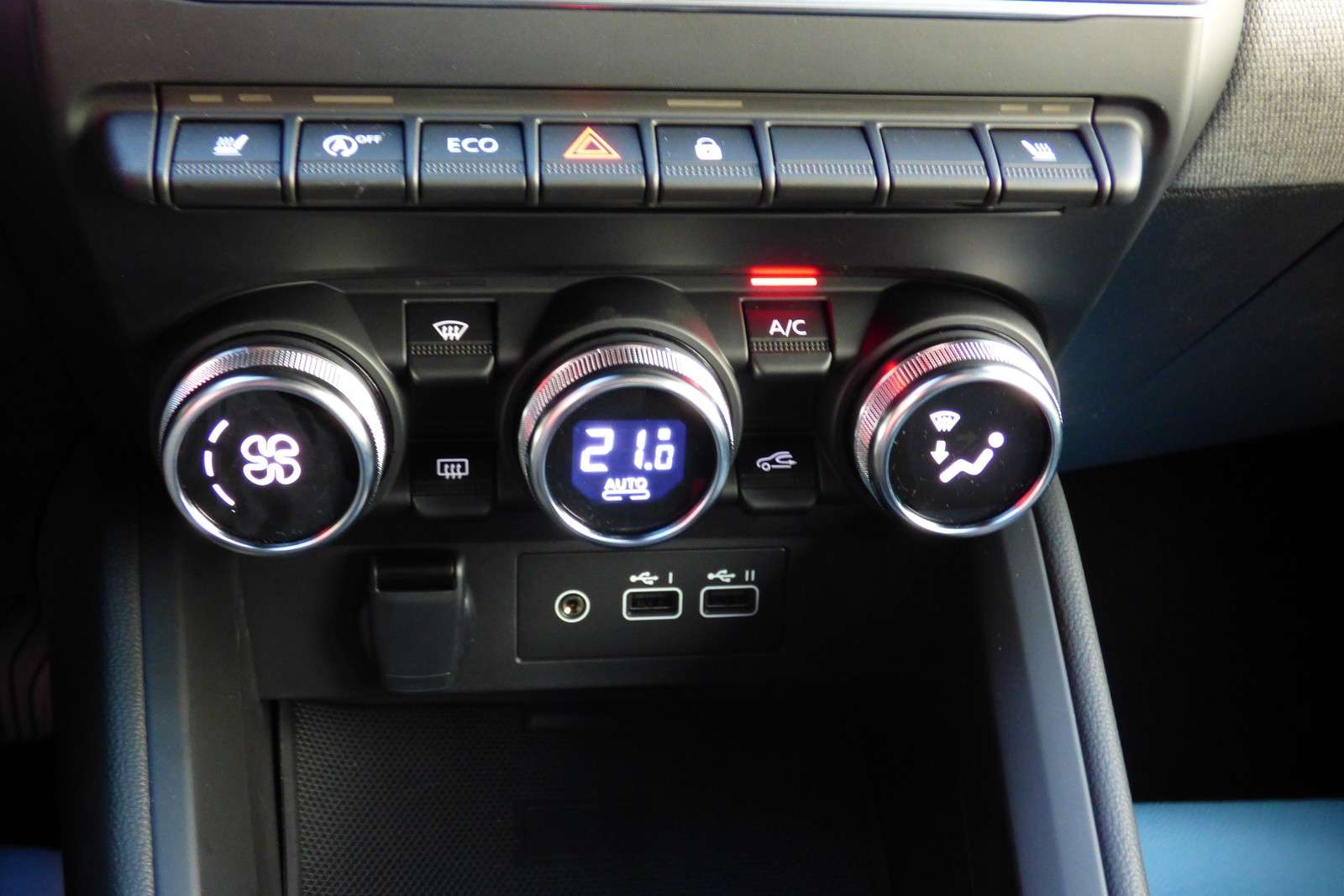 Fahrzeugbild eines Mitsubishi Colt