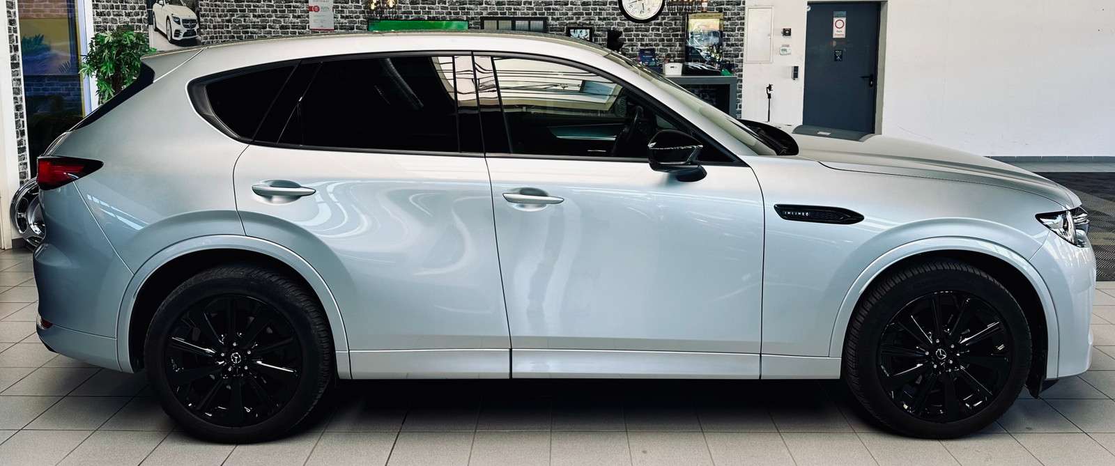 Fahrzeugbild eines Mazda CX-60