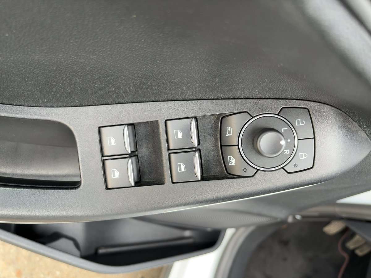 Fahrzeugbild eines Ford Puma
