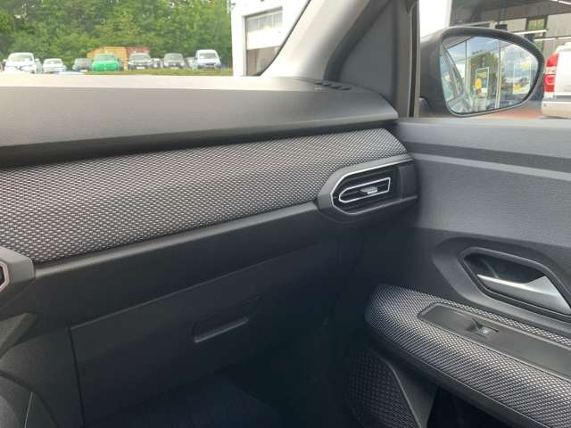 Fahrzeugbild eines Dacia Sandero