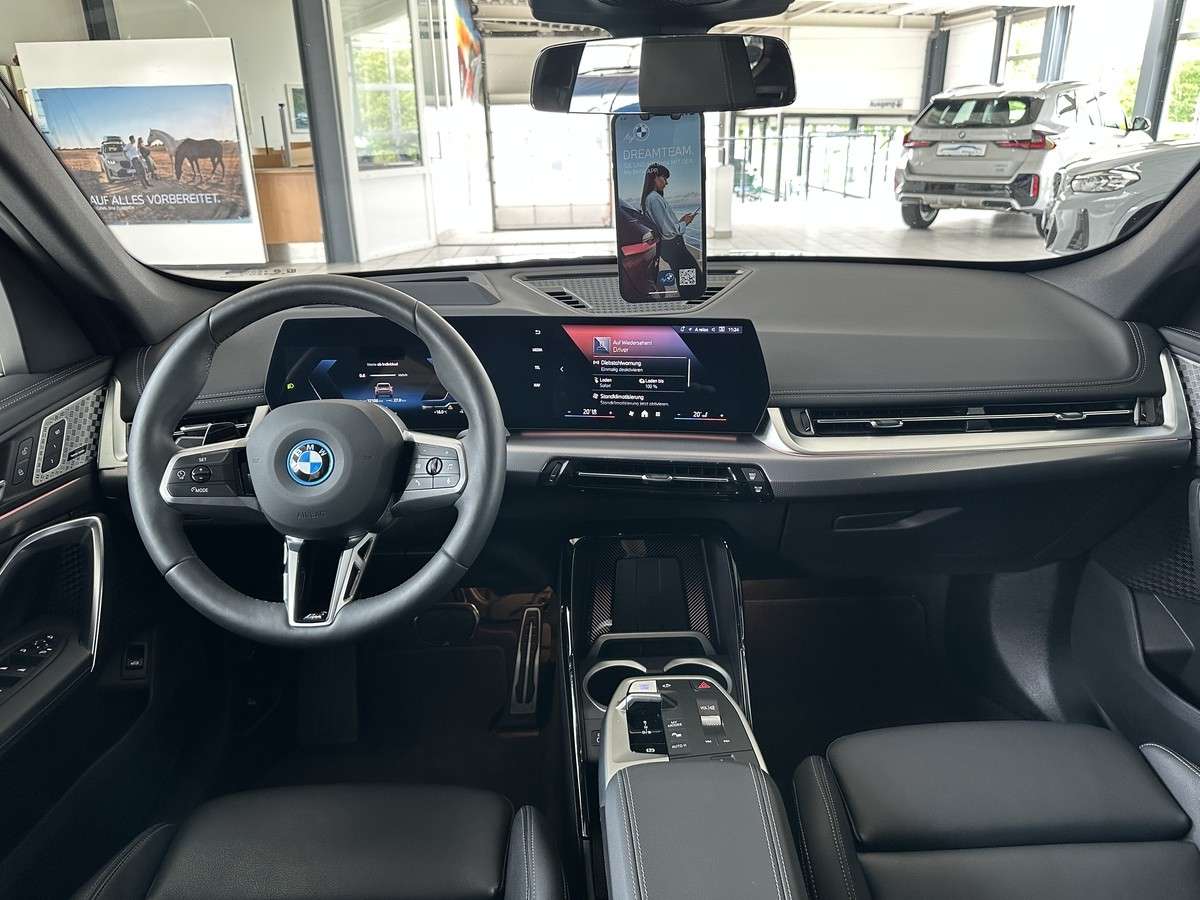 Fahrzeugbild eines BMW iX1