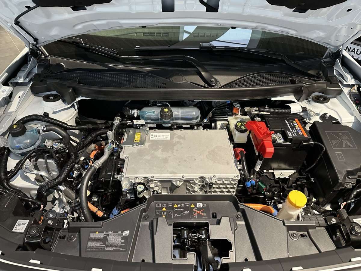 Fahrzeugbild eines Renault 4 E-TECH