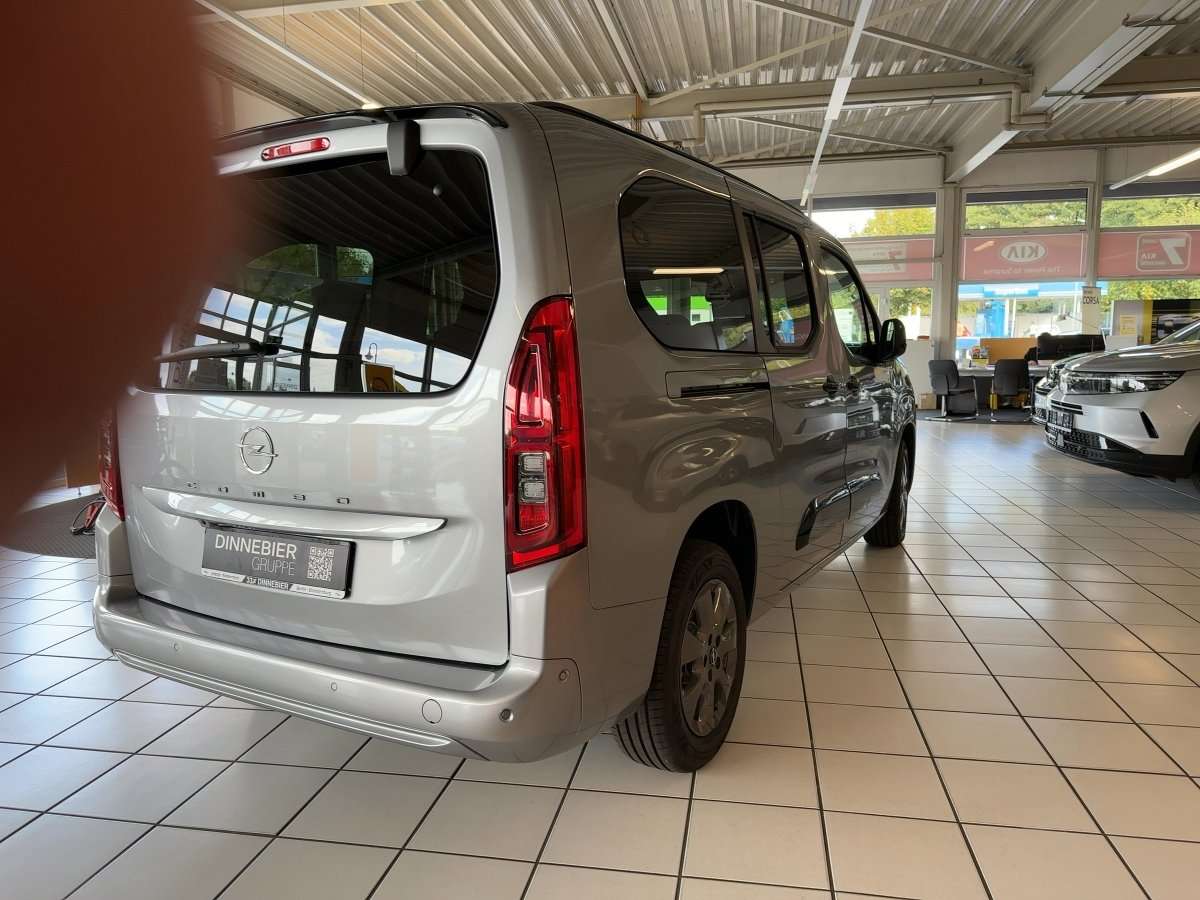 Fahrzeugbild eines Opel Combo