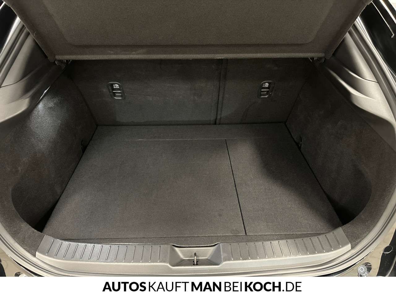 Fahrzeugbild eines Mazda CX-30