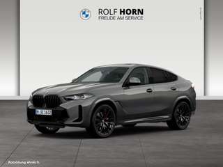 Schräge Frontansicht auf einen BMW X6 , freigestellt