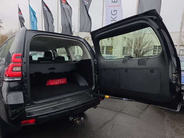 Fahrzeugbild eines Toyota Land Cruiser