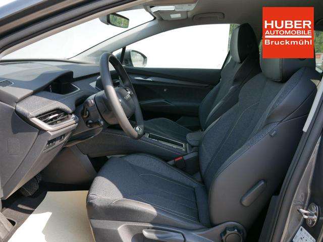 Fahrzeugbild eines Skoda ELROQ
