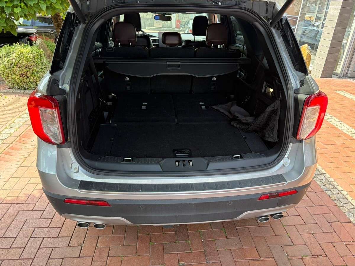 Fahrzeugbild eines Ford Explorer