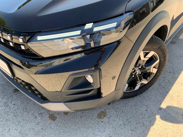 Fahrzeugbild eines Dacia Jogger
