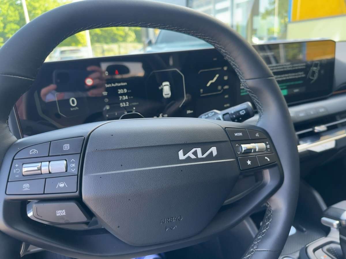 Fahrzeugbild eines Kia K4