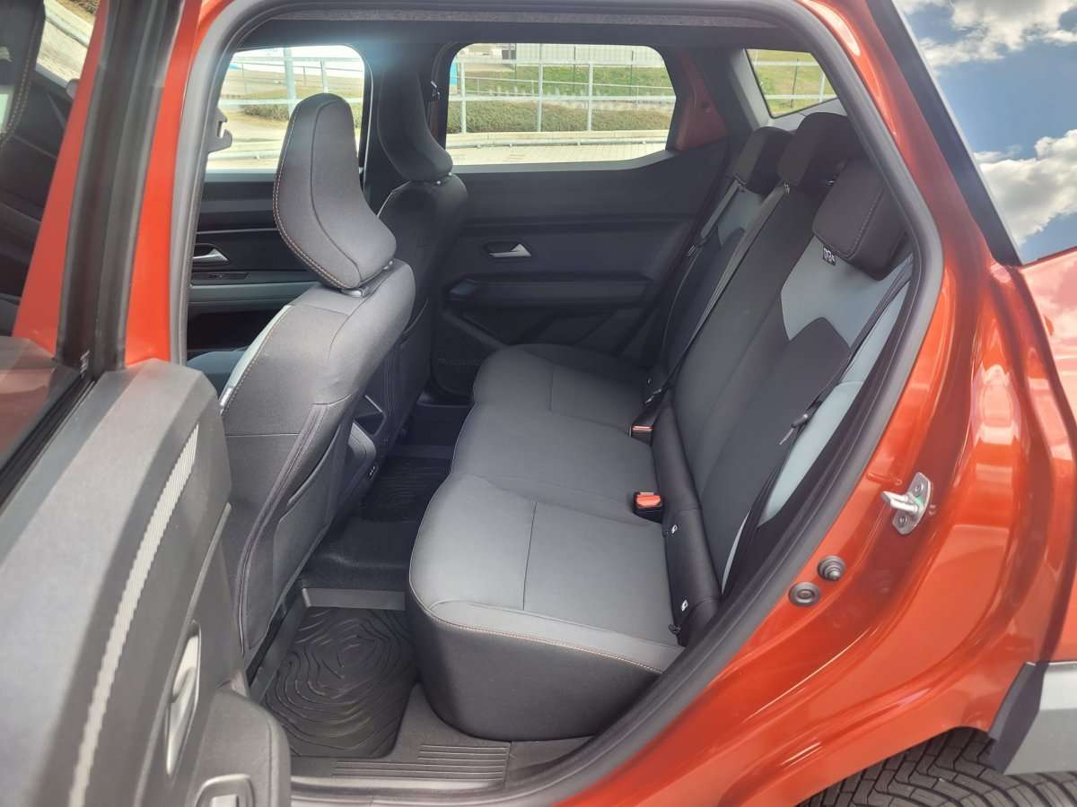 Fahrzeugbild eines Dacia Duster