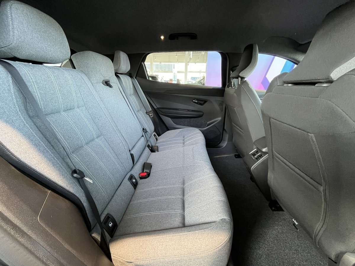 Fahrzeugbild eines Renault Scenic E-TECH