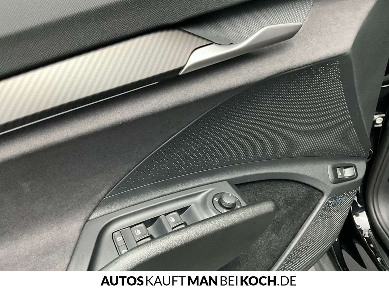 Fahrzeugbild eines Skoda ELROQ