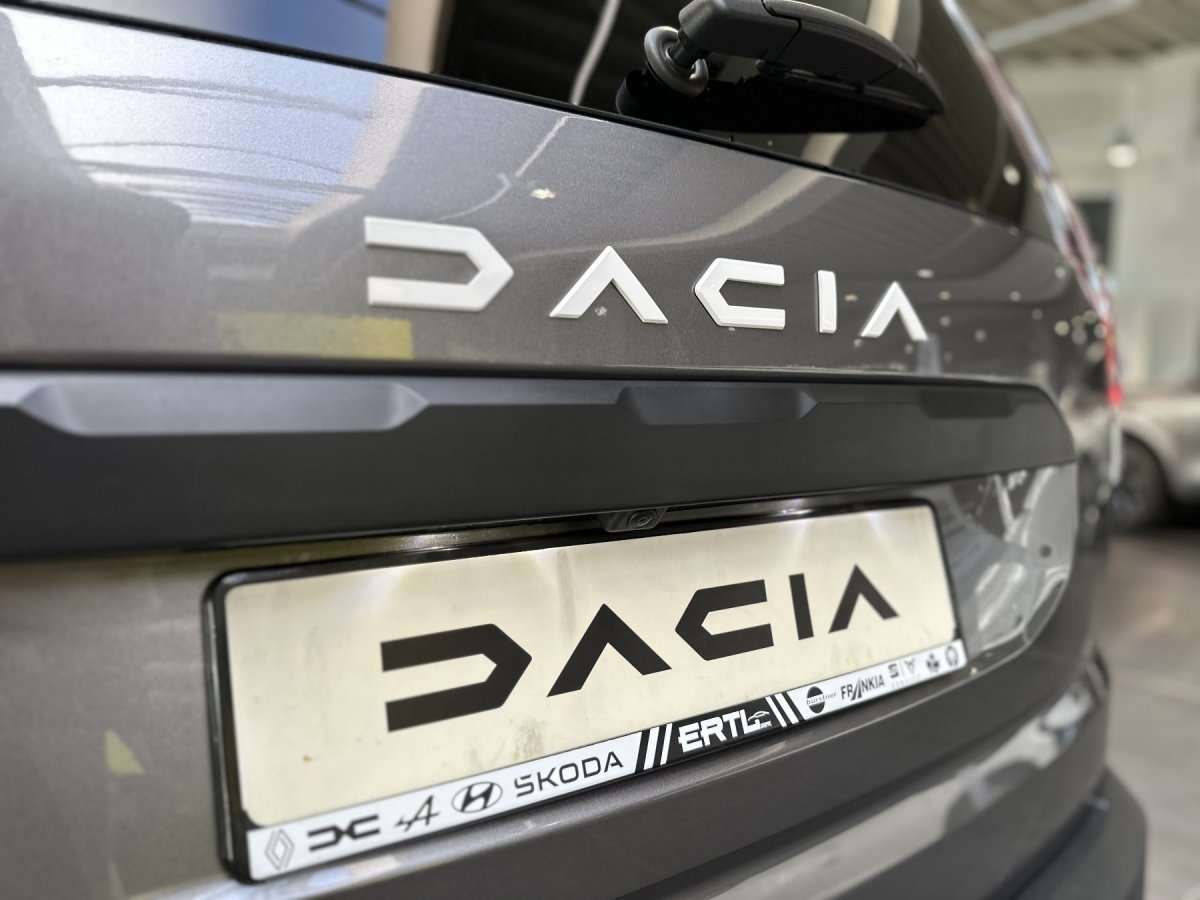 Fahrzeugbild eines Dacia Jogger