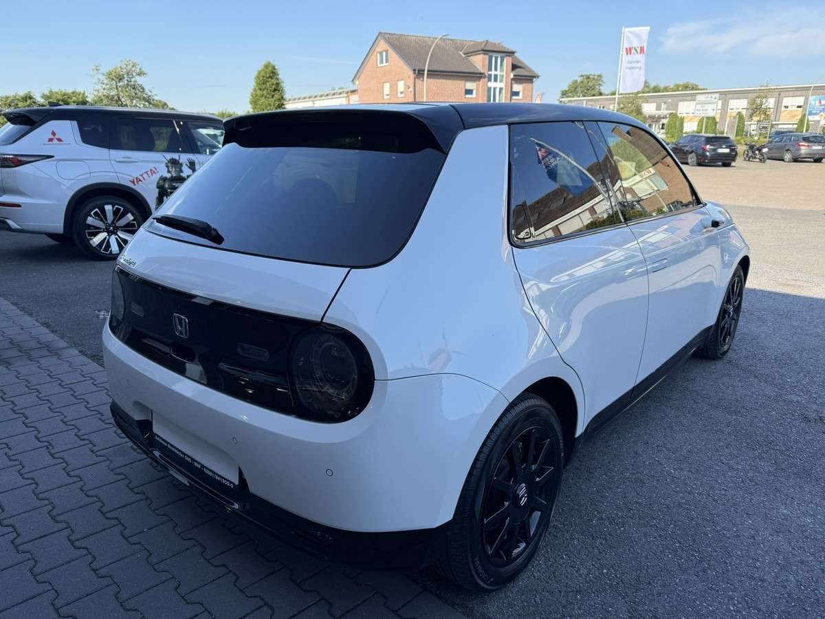 Fahrzeugbild eines Honda Honda e