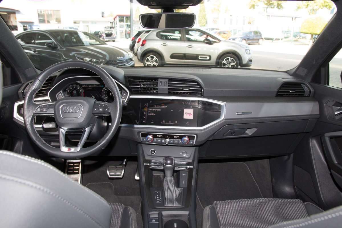Fahrzeugbild eines Audi Q3