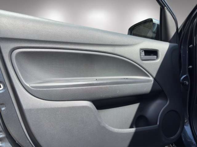 Fahrzeugbild eines Mitsubishi Space Star