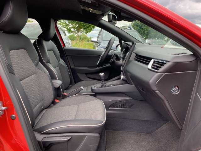 Fahrzeugbild eines Mitsubishi Colt