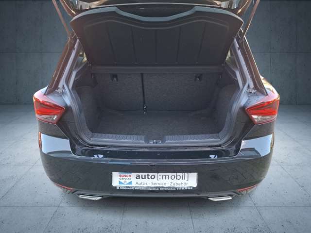 Fahrzeugbild eines SEAT Ibiza