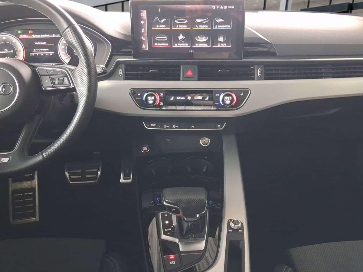 Fahrzeugbild eines Audi A4