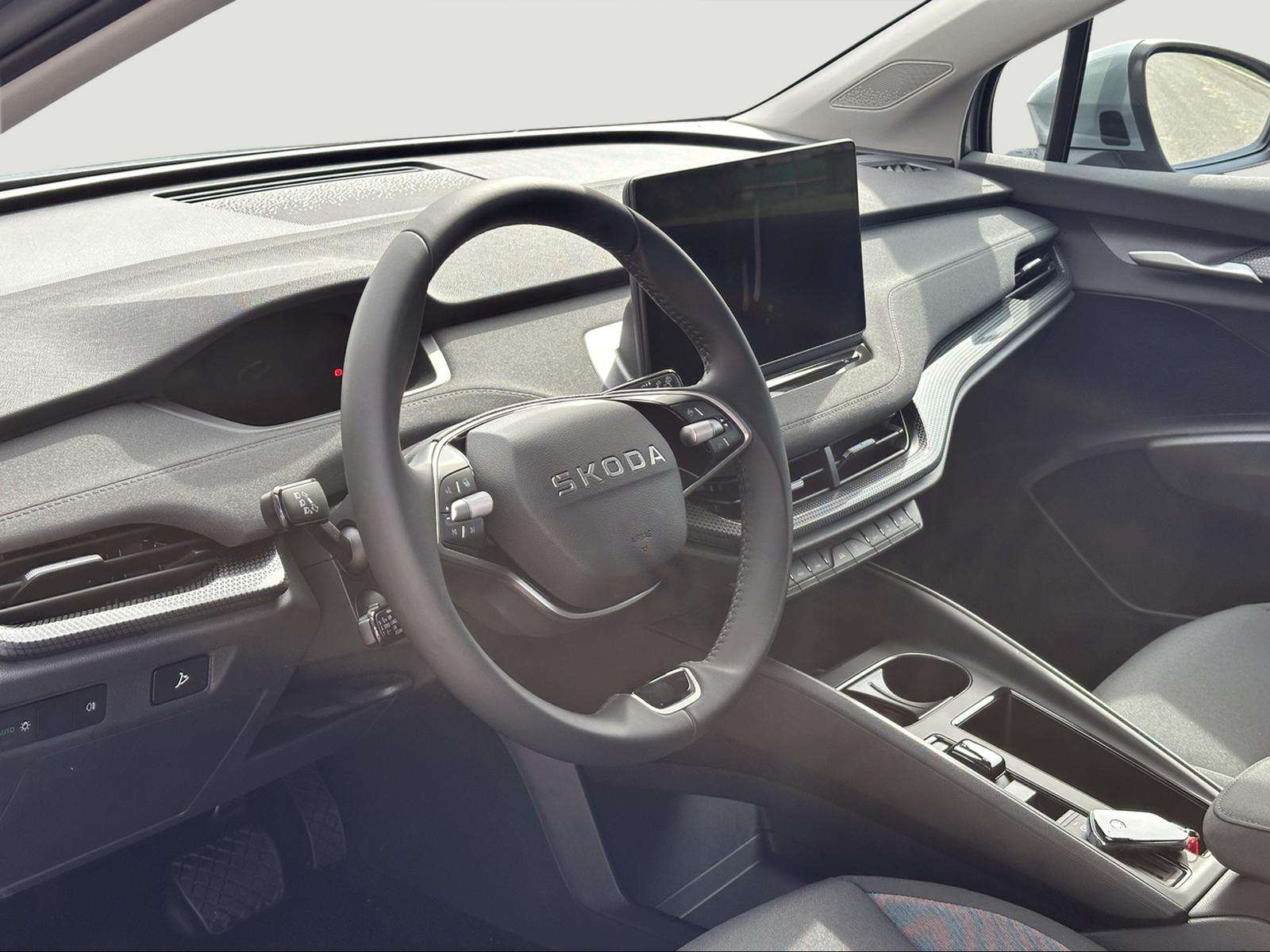 Fahrzeugbild eines Skoda ELROQ