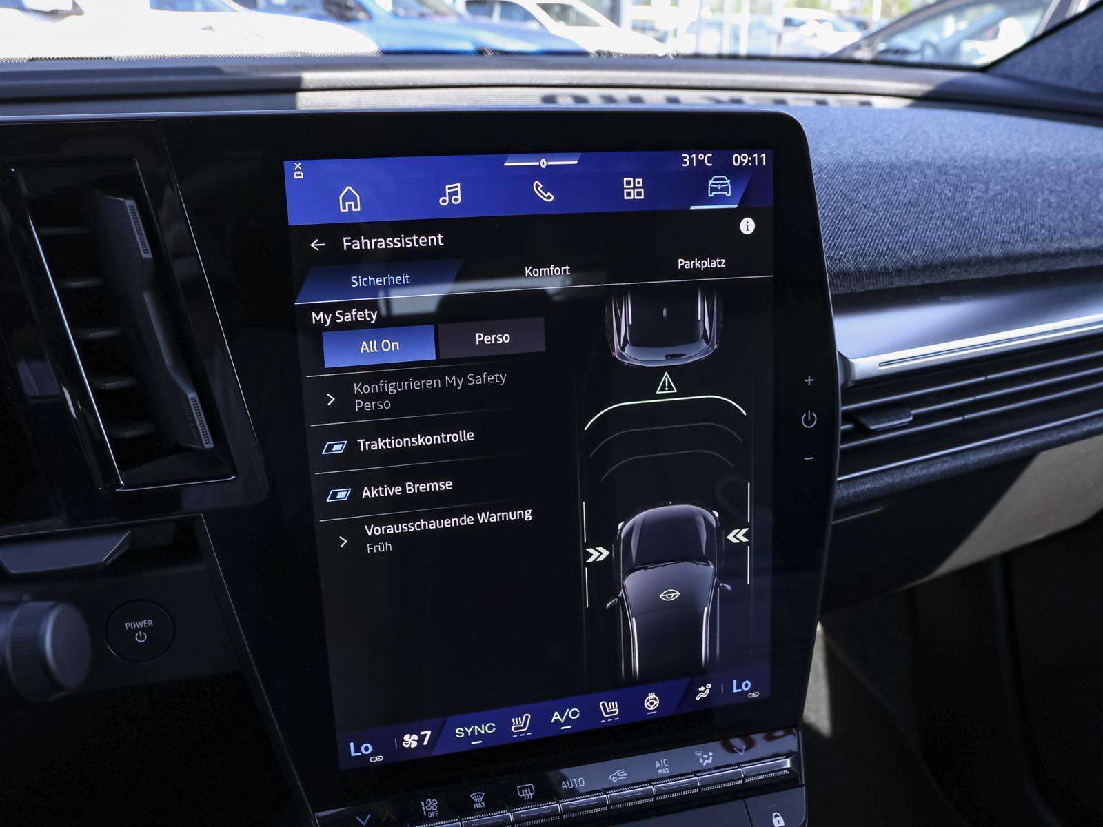 Fahrzeugbild eines Renault Scenic E-TECH