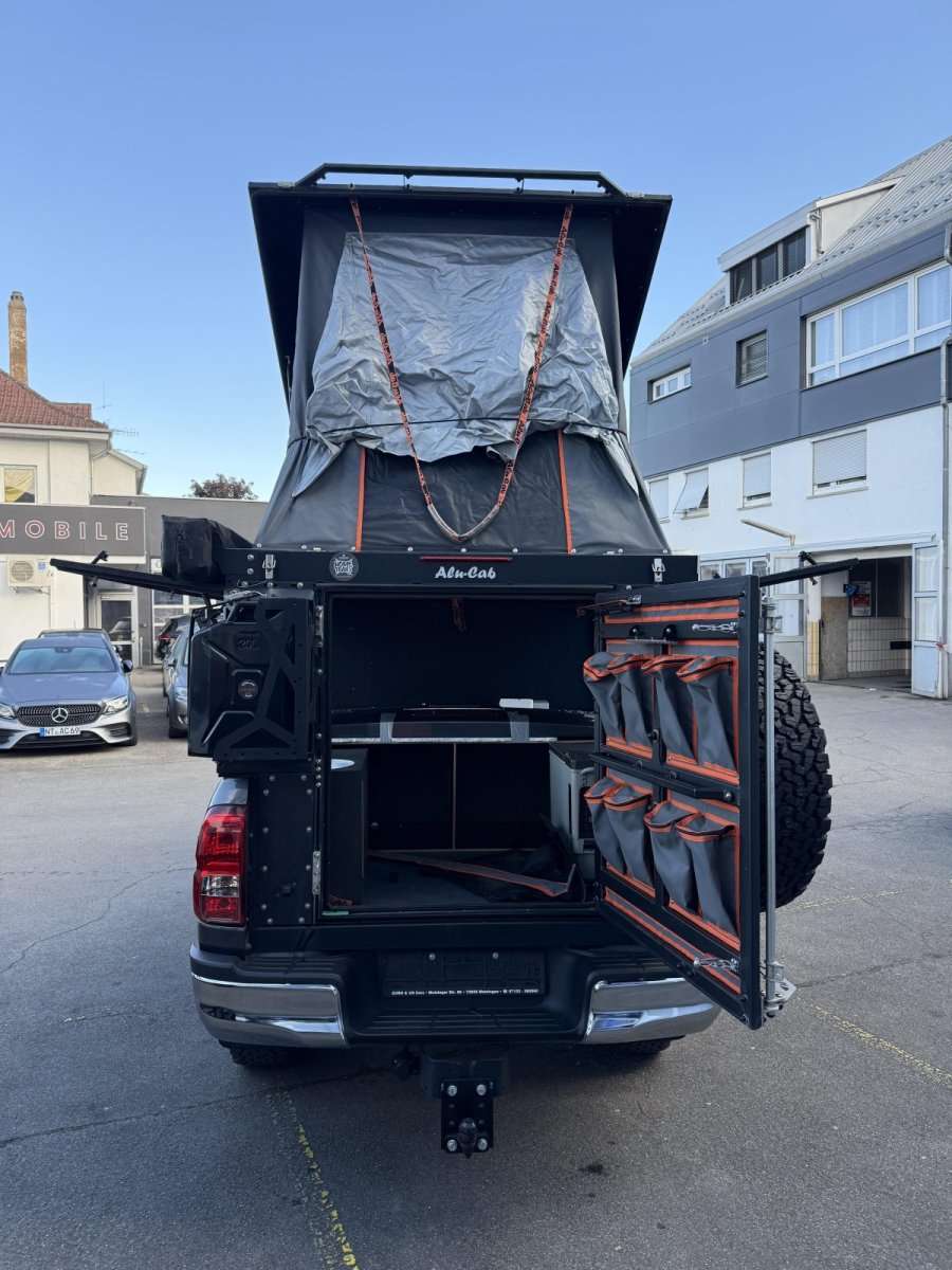 Fahrzeugbild eines Toyota Hilux