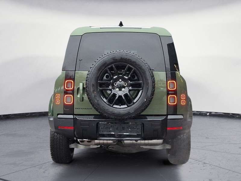 Fahrzeugbild eines Land Rover Defender