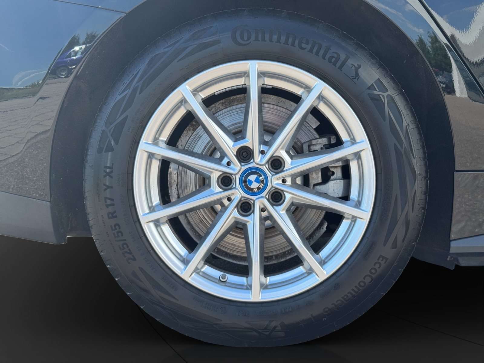 Fahrzeugbild eines BMW i4