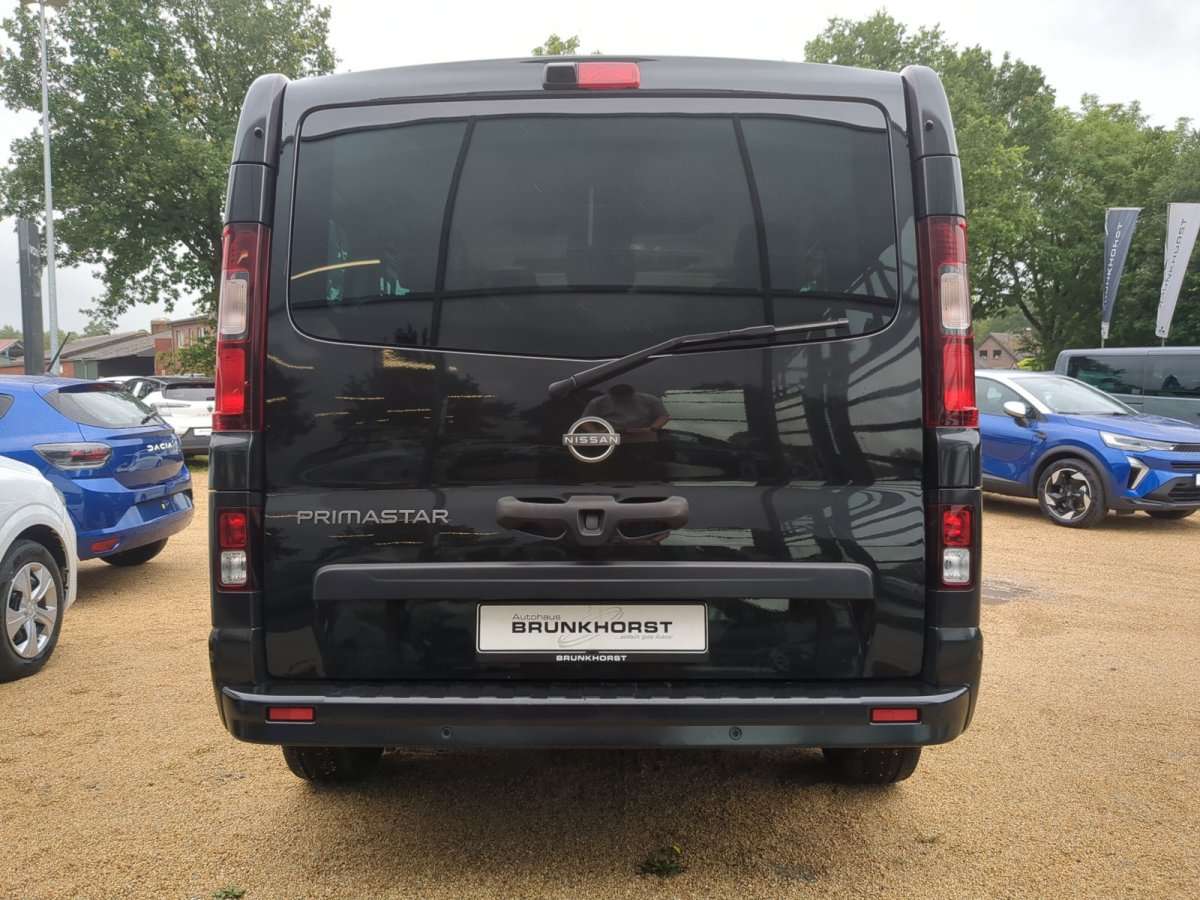 Fahrzeugbild eines Nissan Primastar