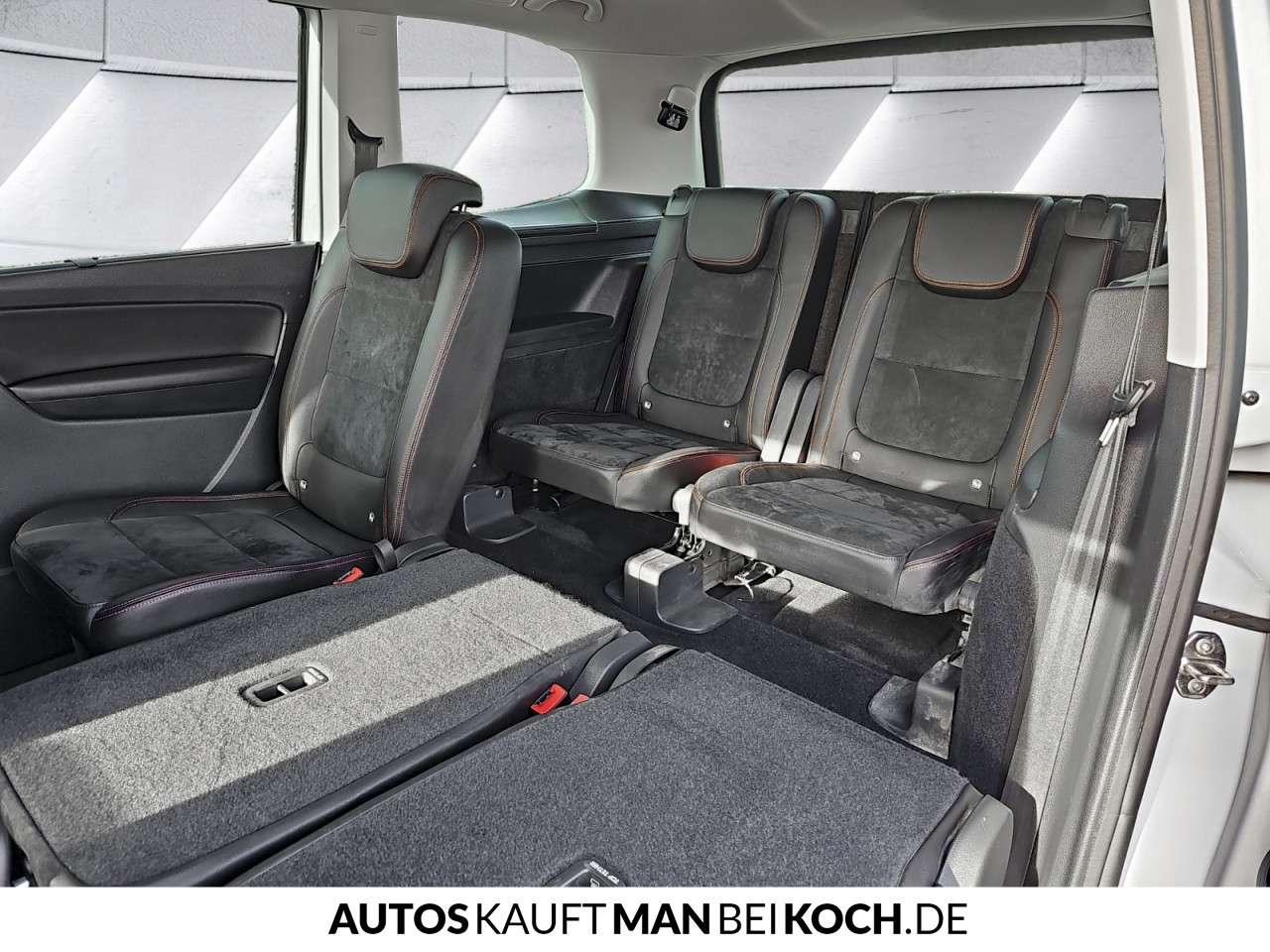 Fahrzeugbild eines SEAT Alhambra