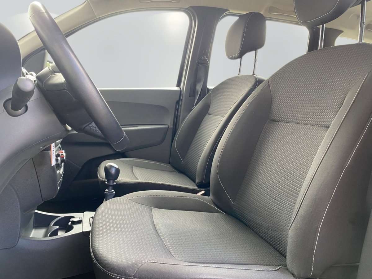 Fahrzeugbild eines Dacia Lodgy
