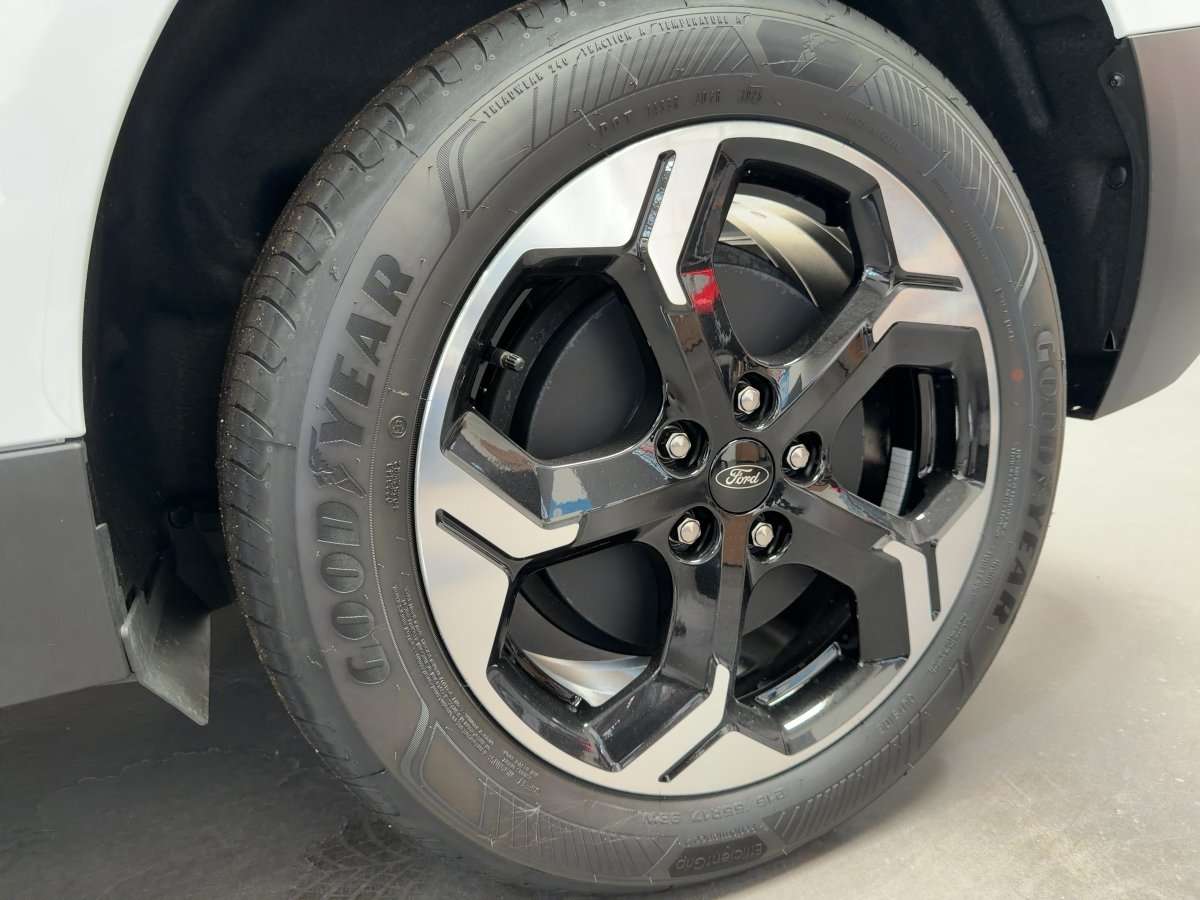 Fahrzeugbild eines Ford Transit Courier