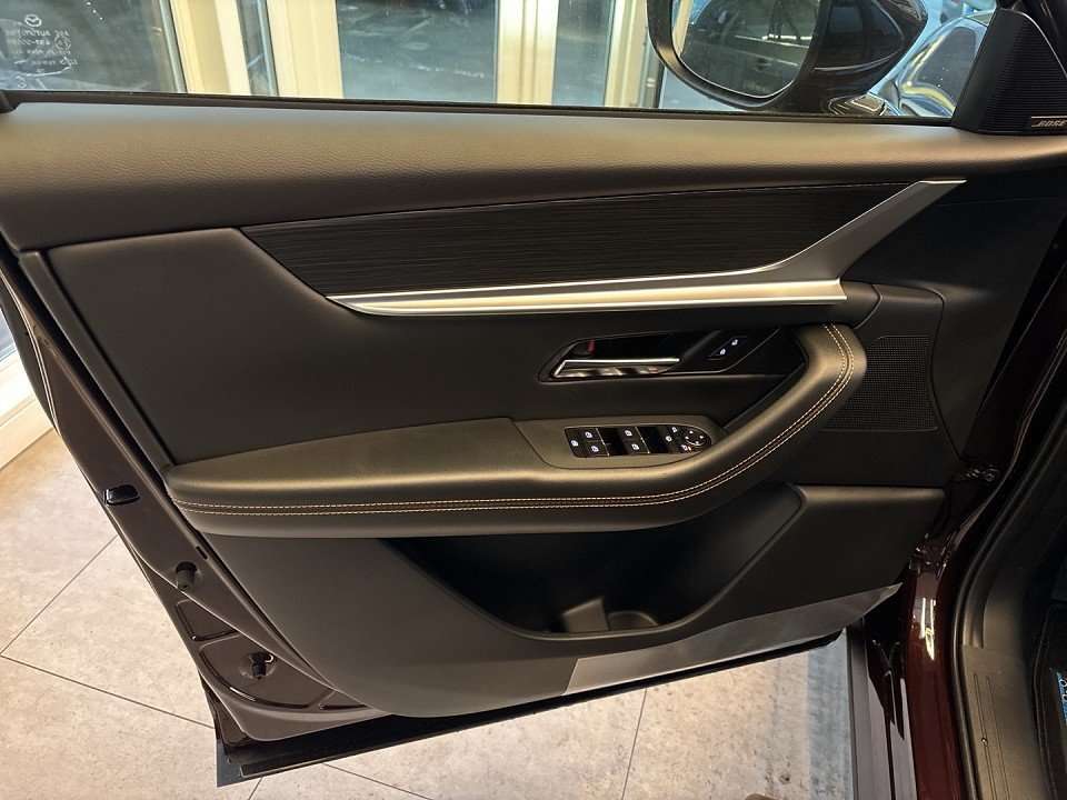 Fahrzeugbild eines Mazda CX-80